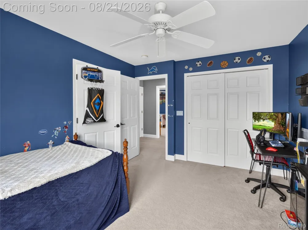 24948 Hadlock Drive Novi City, MI 48374