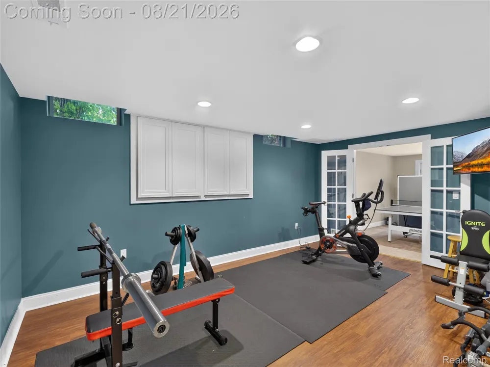 24948 Hadlock Drive Novi City, MI 48374