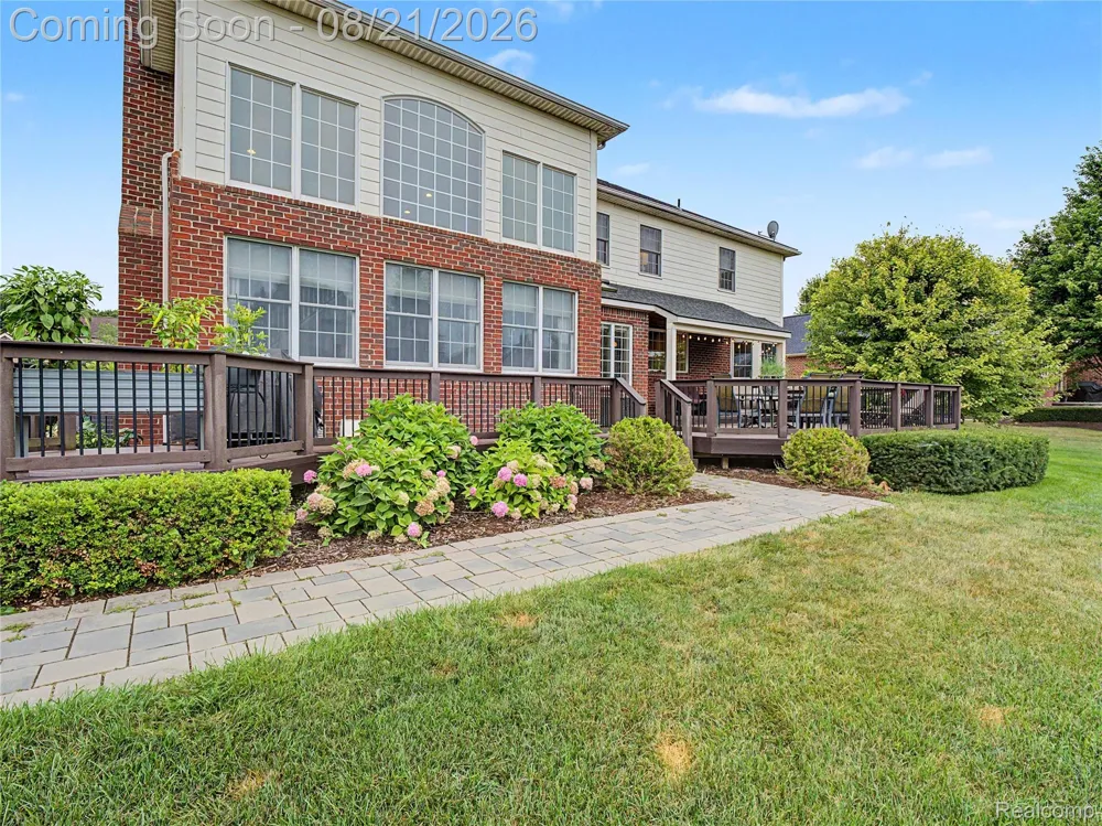 24948 Hadlock Drive Novi City, MI 48374