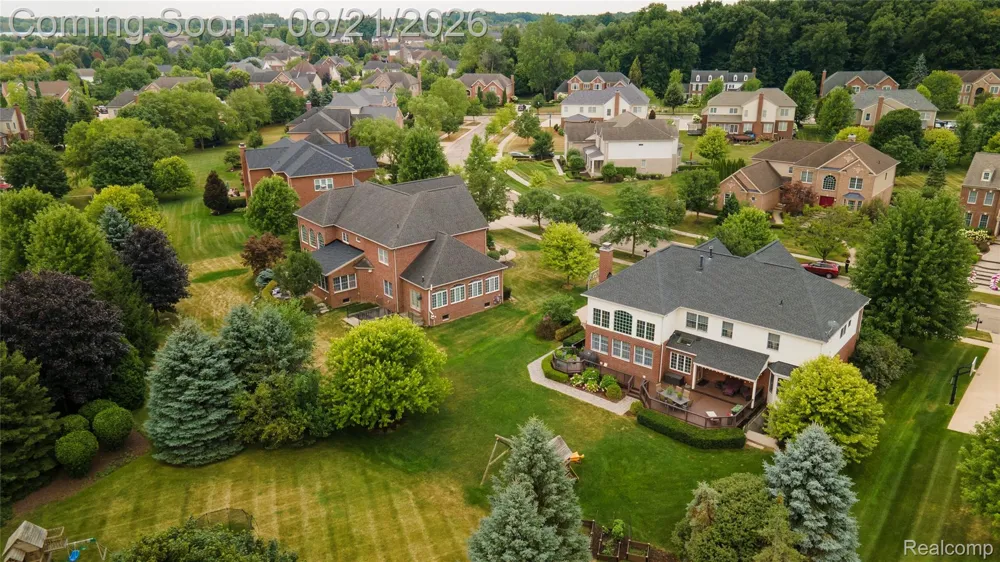 24948 Hadlock Drive Novi City, MI 48374