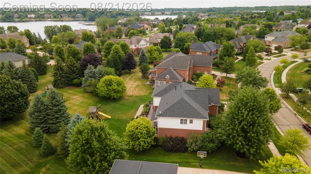 24948 Hadlock Drive Novi City, MI 48374