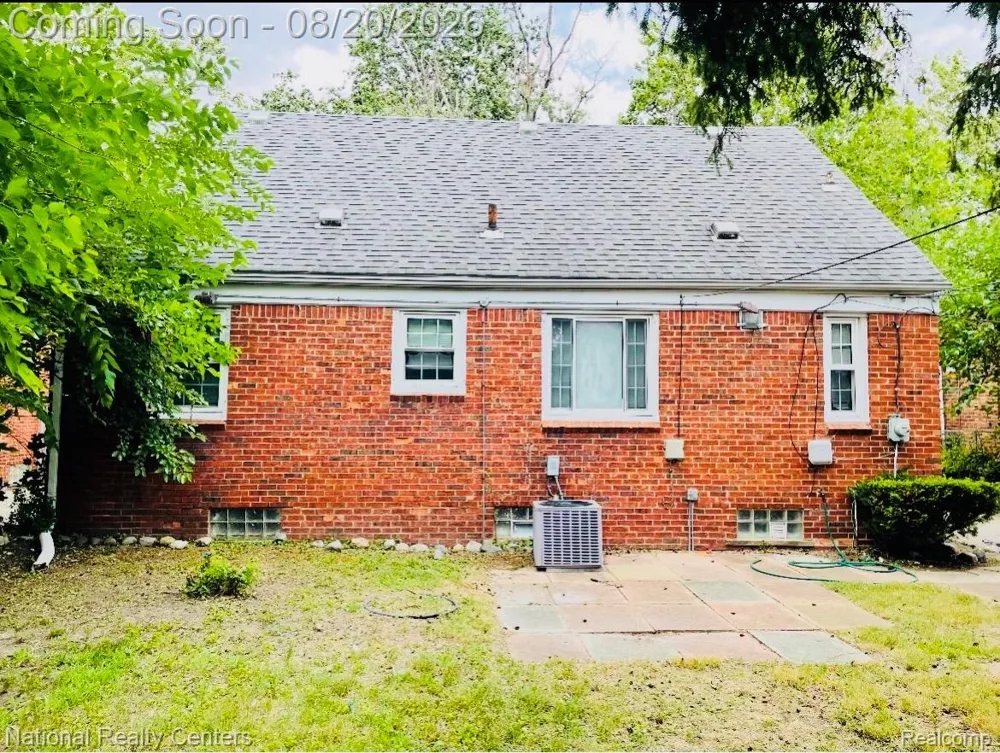 17691 Avon Avenue Detroit City, MI 48219