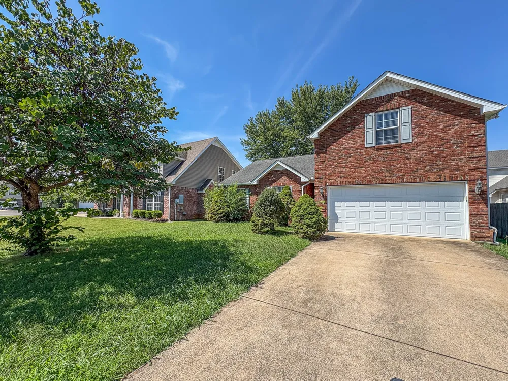 2539 Claymore Run Murfreesboro, TN 37130