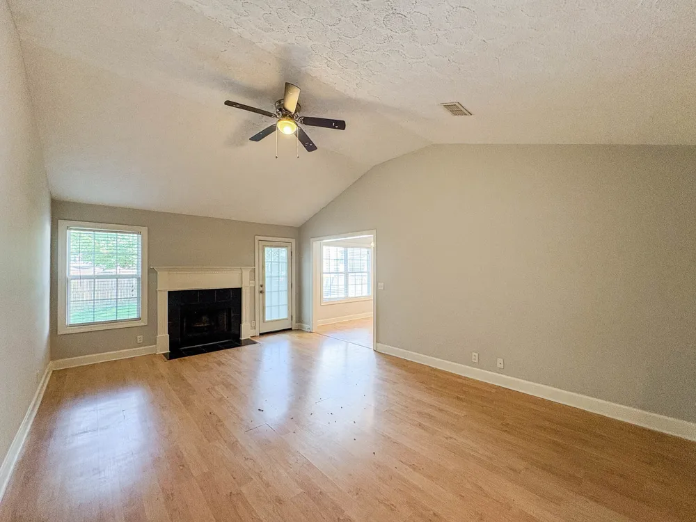 2539 Claymore Run Murfreesboro, TN 37130
