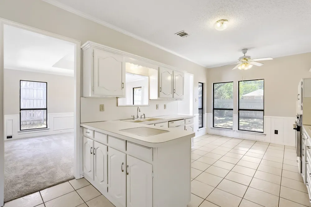 2212 Oak Bluff Drive Flower Mound, TX 75028
