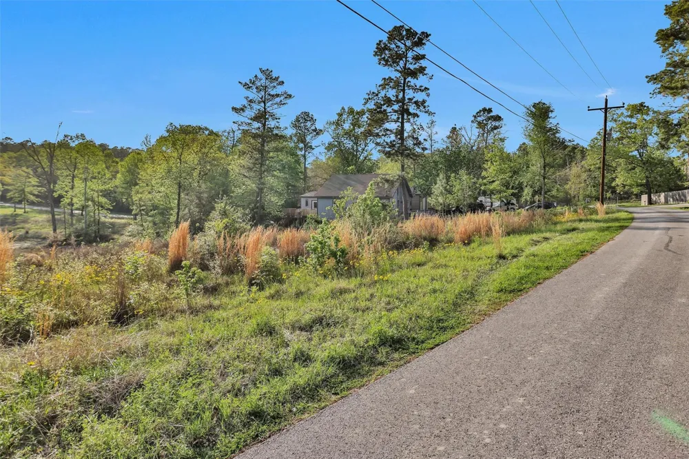 8 Lake Shore Lane Huntsville, TX 77320
