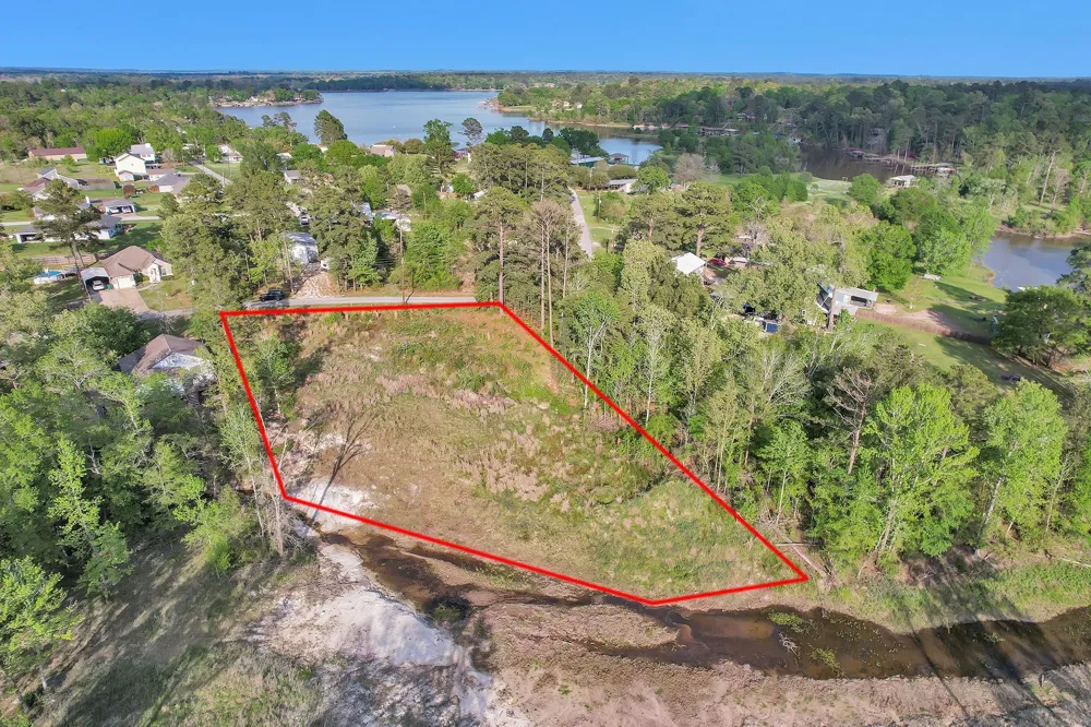 8 Lake Shore Lane Huntsville, TX 77320