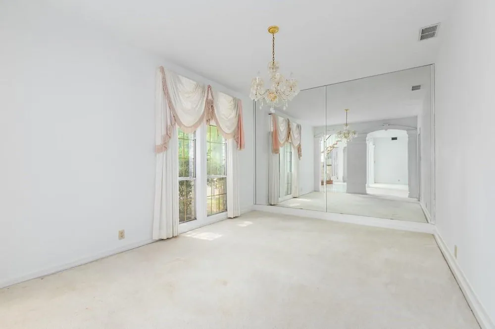 555 Willow Drive Jasper, TX 75951