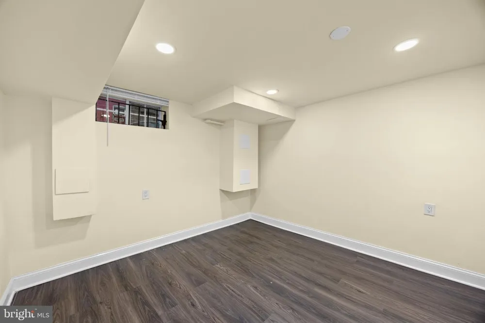 536 BRICE STREET Baltimore, MD 21223