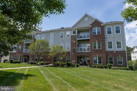635 WALLINGFORD ROAD #302
