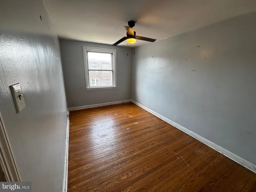 5942 B STREET Philadelphia, PA 19120
