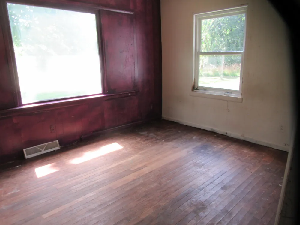 437 Broadway Street Cassopolis, MI 49031