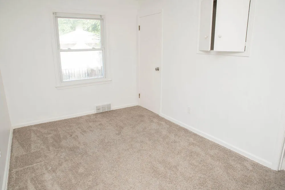 17685 Denby Street Redford, MI 48240