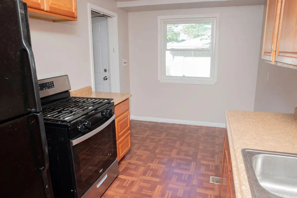 17685 Denby Street Redford, MI 48240