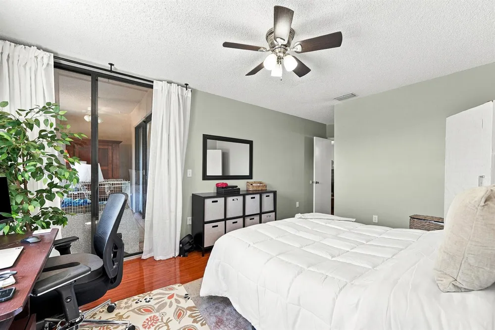 4111 CORAL TREE CIRCLE #321 Coconut Creek, FL 33073