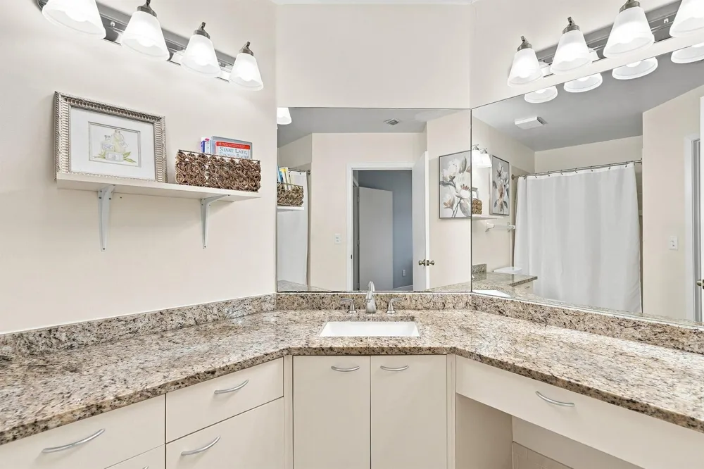 4111 CORAL TREE CIRCLE #321 Coconut Creek, FL 33073
