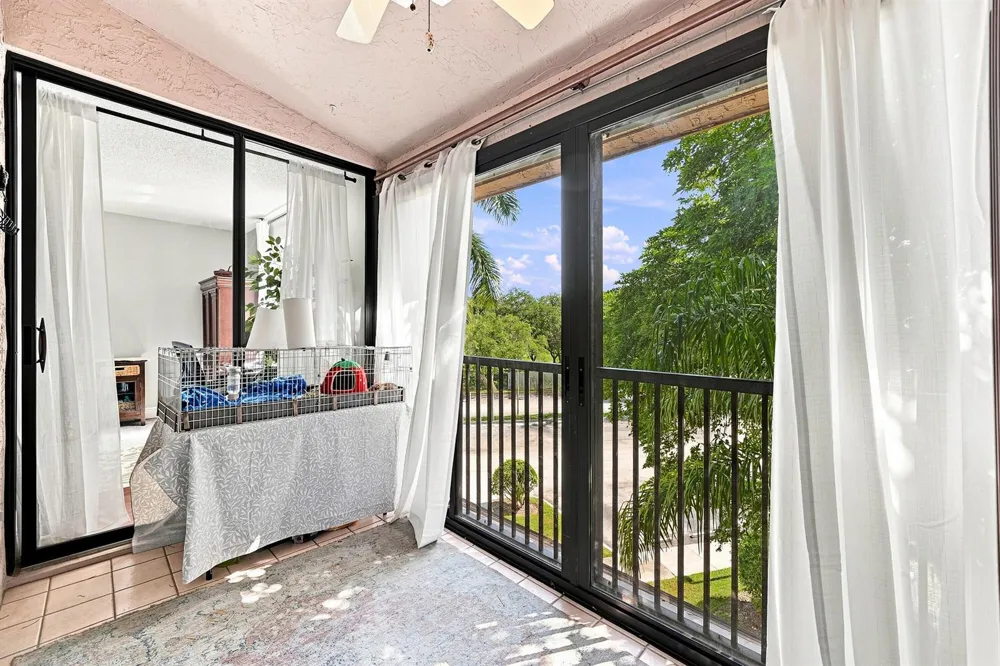 4111 CORAL TREE CIRCLE #321 Coconut Creek, FL 33073
