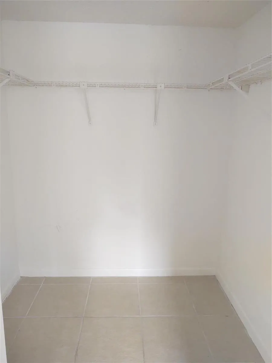 3275 FREDERICK BOULEVARD #12D Delray Beach, FL 33483
