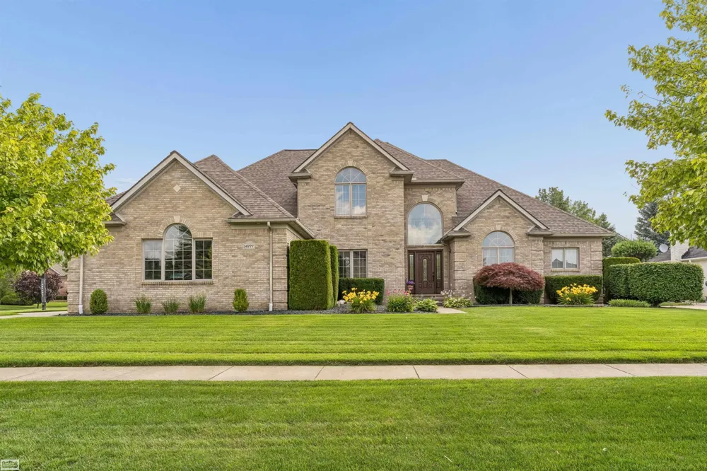 14777 Sparrow Drive Shelby Charter Township, MI 48315