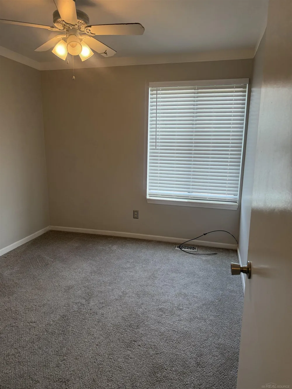 38589 Wellington Drive Clinton Charter Township, MI 48036