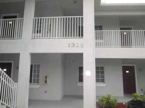 1328 SE 8th Avenue #205