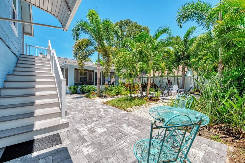 1858 BOYCE #A Sarasota, FL 34239