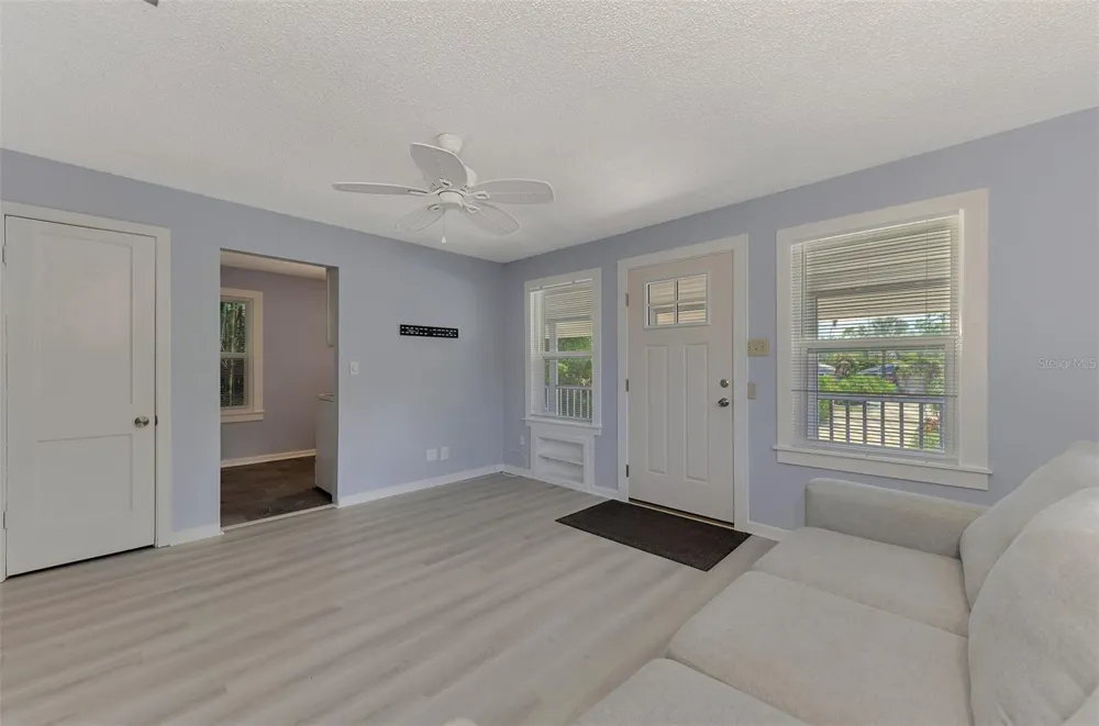 1858 BOYCE #A Sarasota, FL 34239