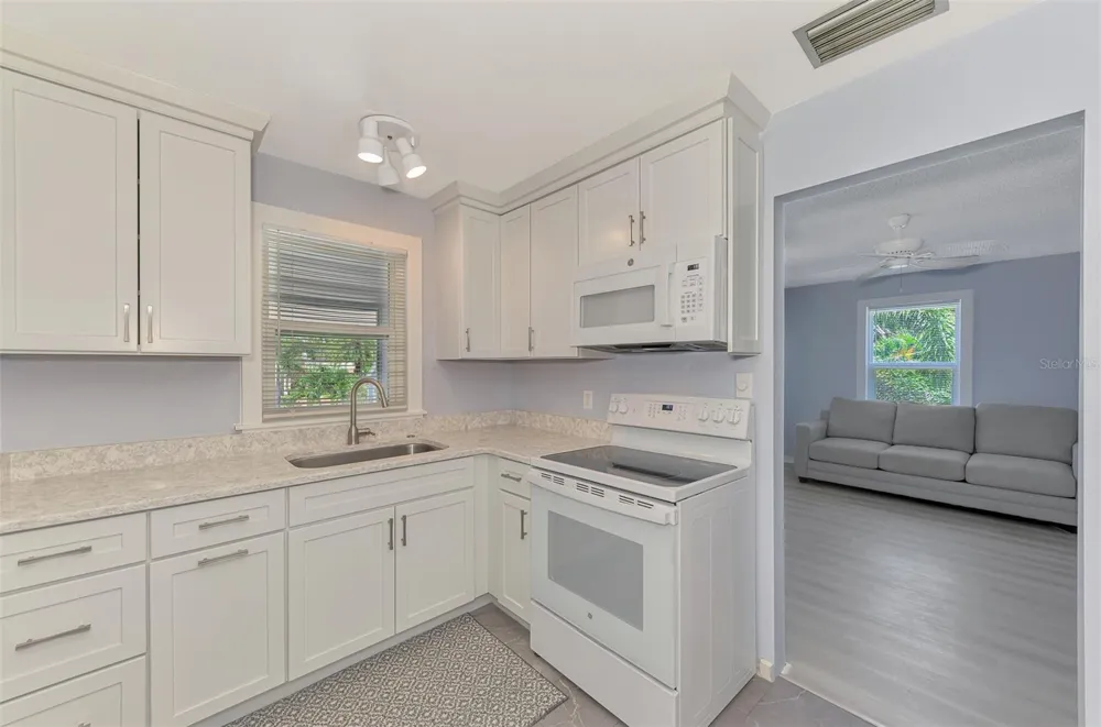 1858 BOYCE #A Sarasota, FL 34239