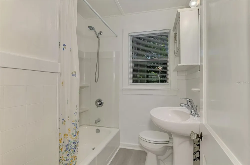 1858 BOYCE #A Sarasota, FL 34239