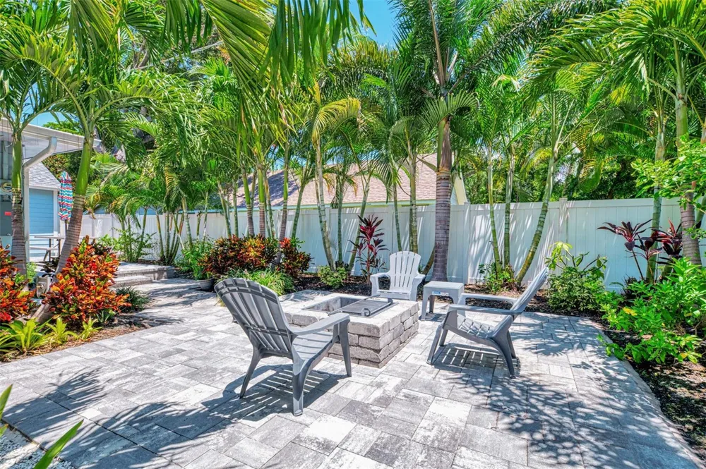 1858 BOYCE #A Sarasota, FL 34239