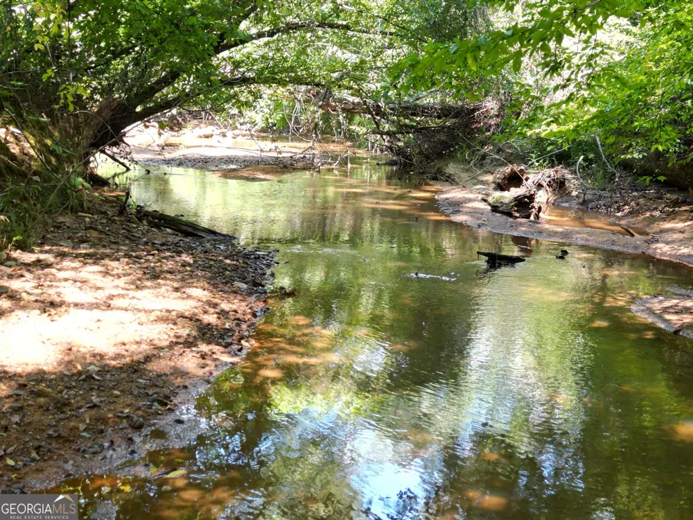 3065 Smokey RD Athens, GA 30601