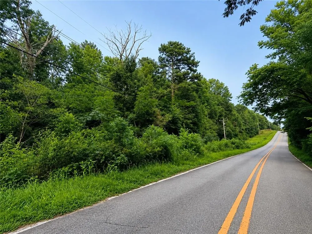 106 W Little River Court Eatonton, GA 31024