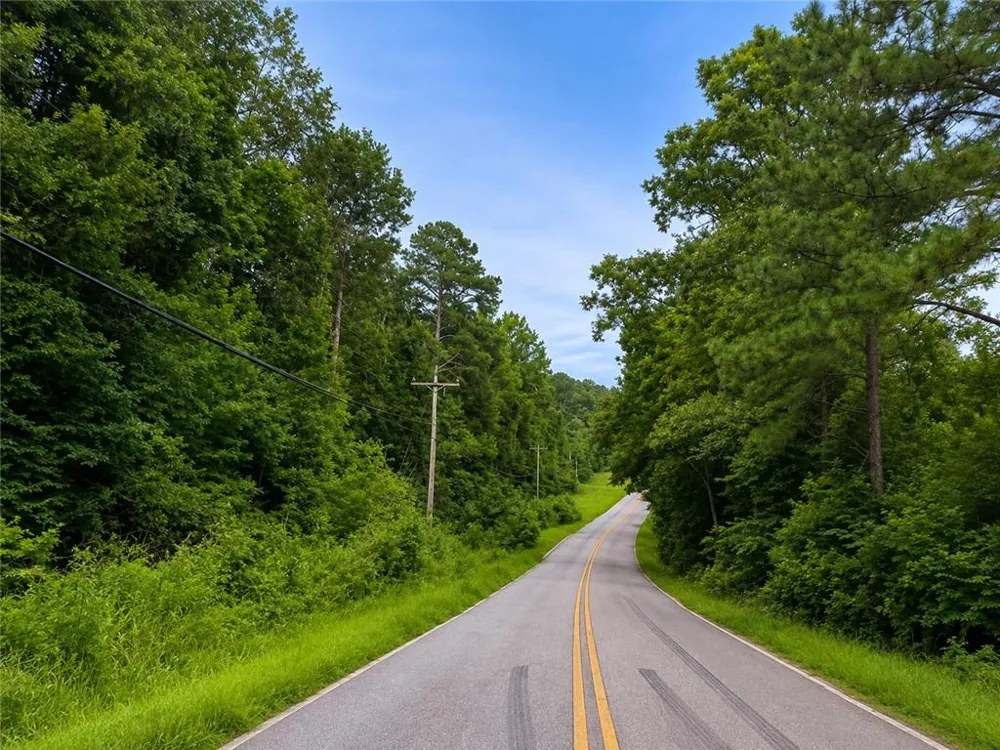 106 W Little River Court Eatonton, GA 31024