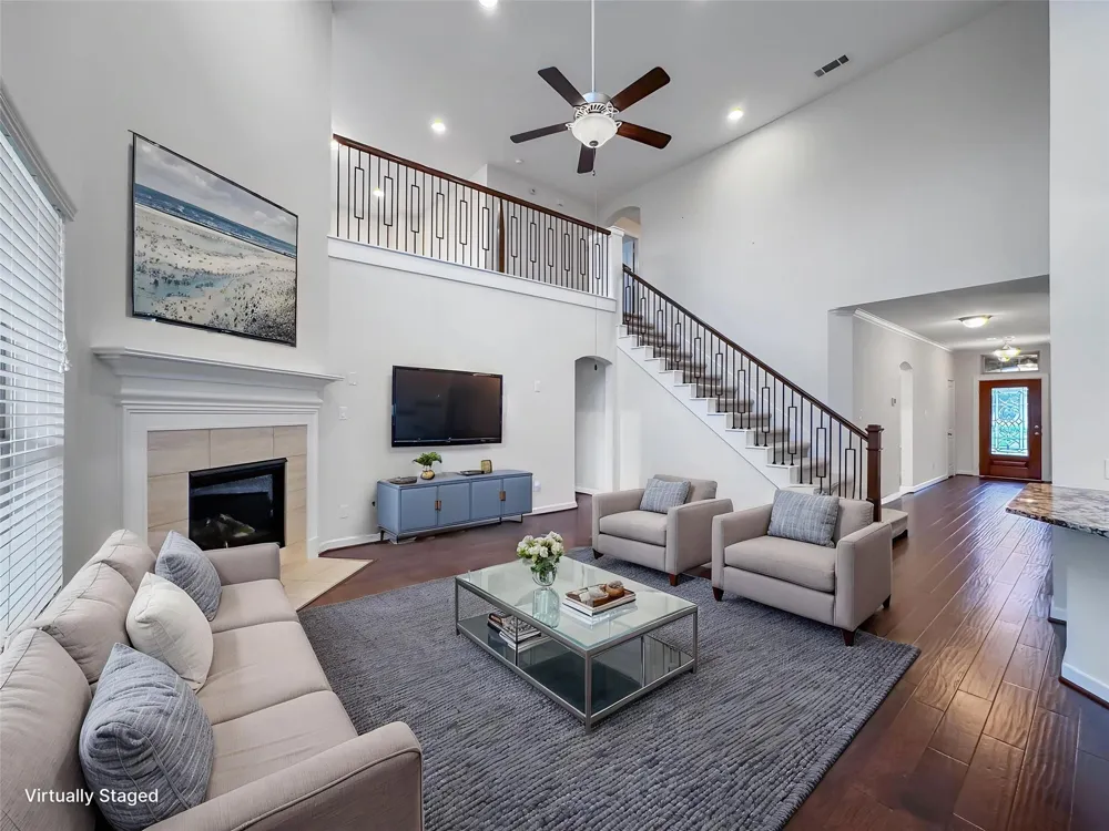 2514 Deerwood Heights Lane Manvel, TX 77578