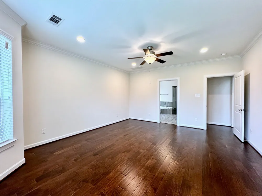 2514 Deerwood Heights Lane Manvel, TX 77578