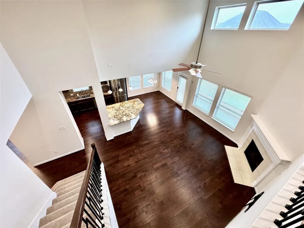 2514 Deerwood Heights Lane Manvel, TX 77578
