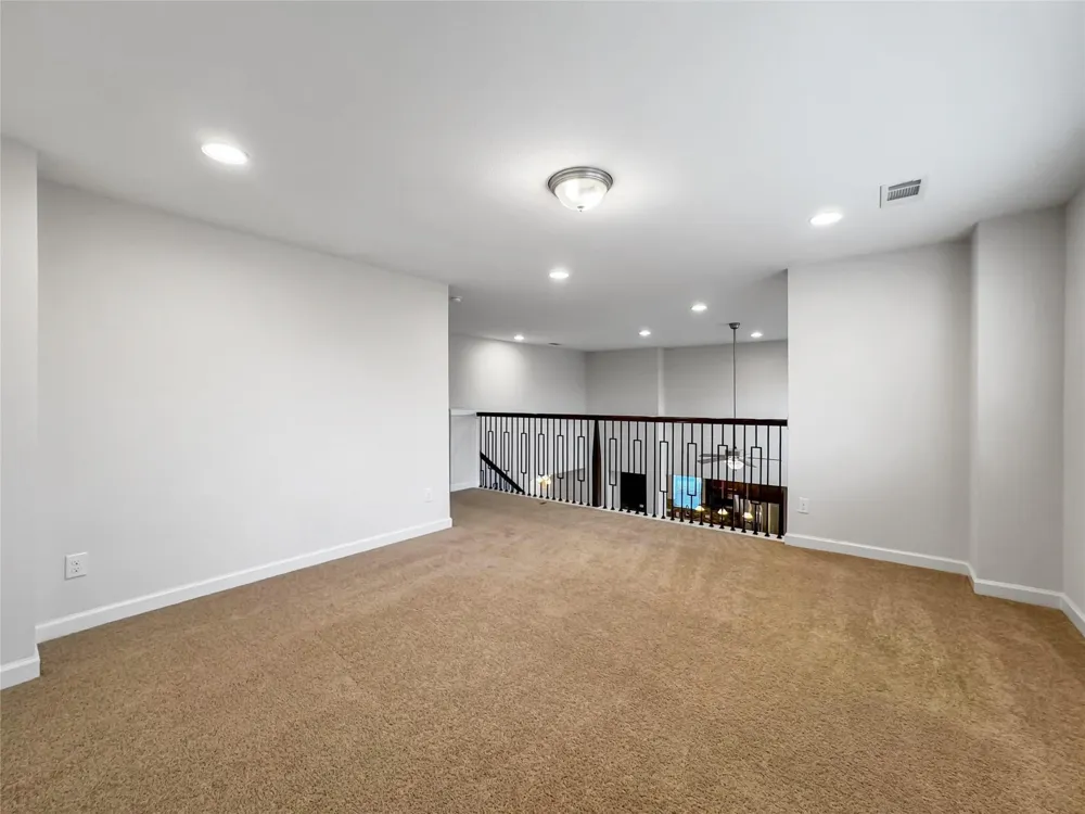 2514 Deerwood Heights Lane Manvel, TX 77578
