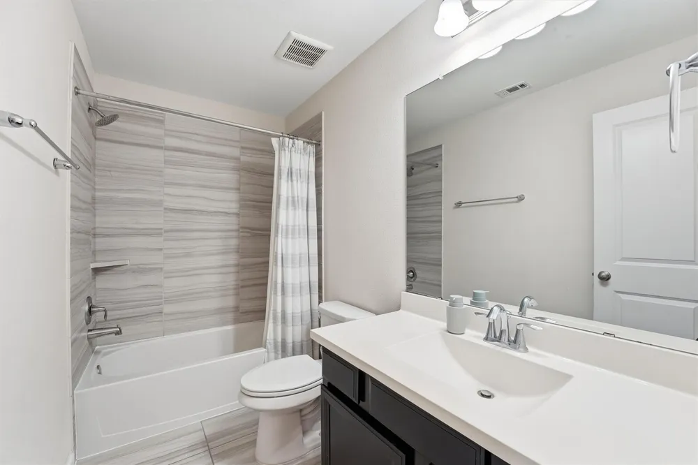 2514 Deerwood Heights Lane Manvel, TX 77578