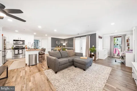 50 GREYSTONE COURT #D