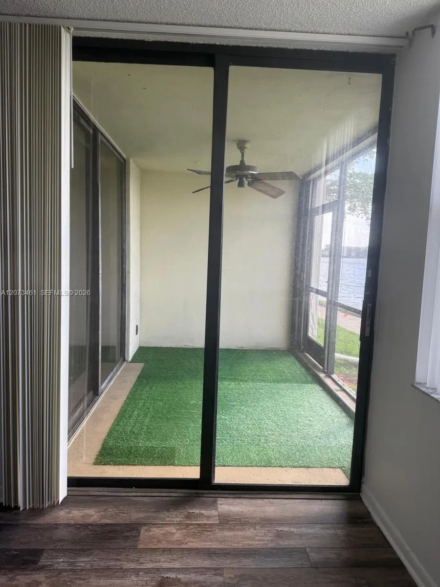 109 Lake Emerald Dr #102 Oakland Park, FL 33309