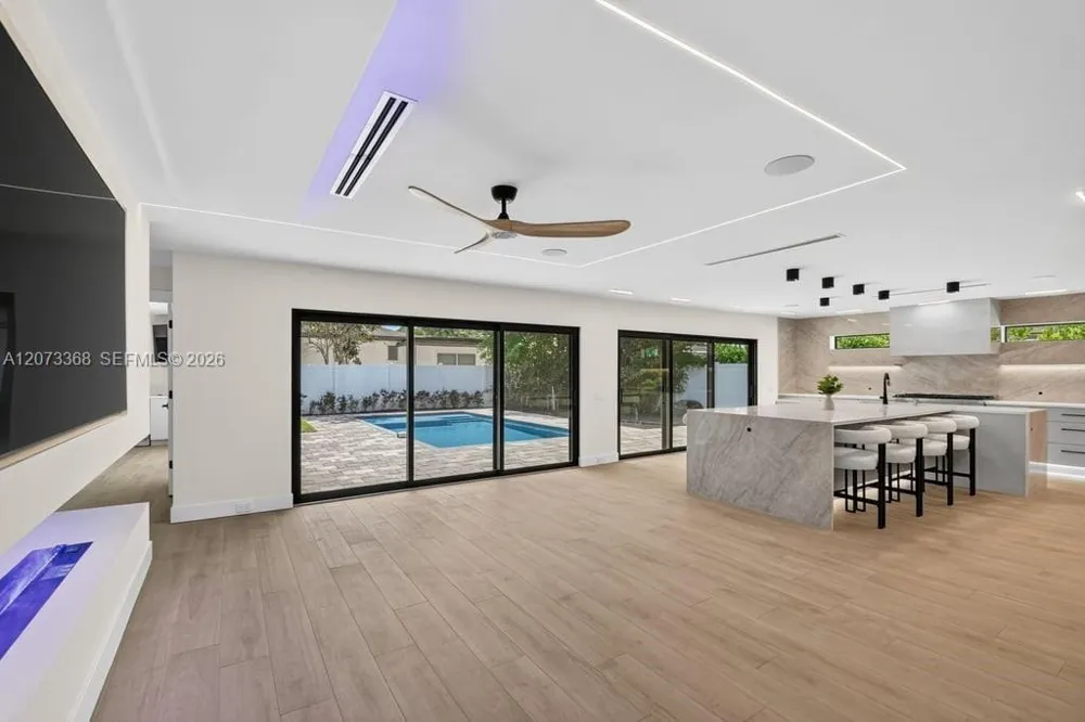 2802 SW 5th St Boynton Beach, FL 33435