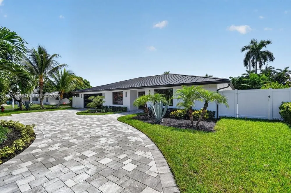 2802 SW 5th St Boynton Beach, FL 33435