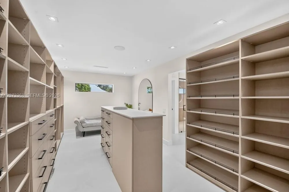 2802 SW 5th St Boynton Beach, FL 33435