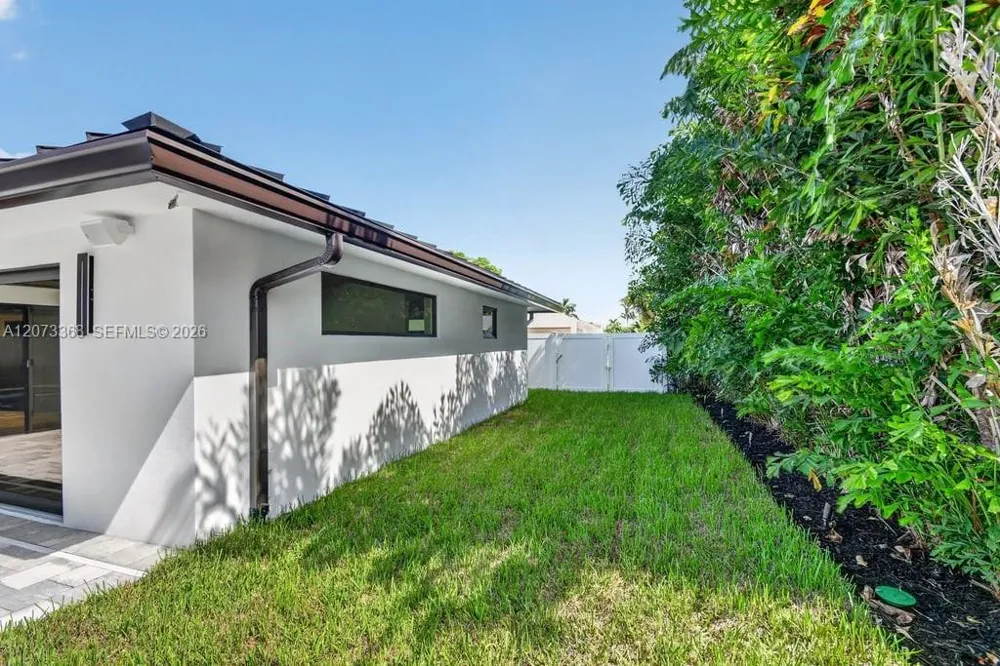 2802 SW 5th St Boynton Beach, FL 33435