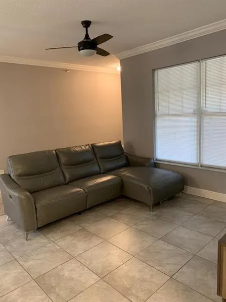 6020 W SAMPLE ROAD #105 Coral Springs, FL 33067