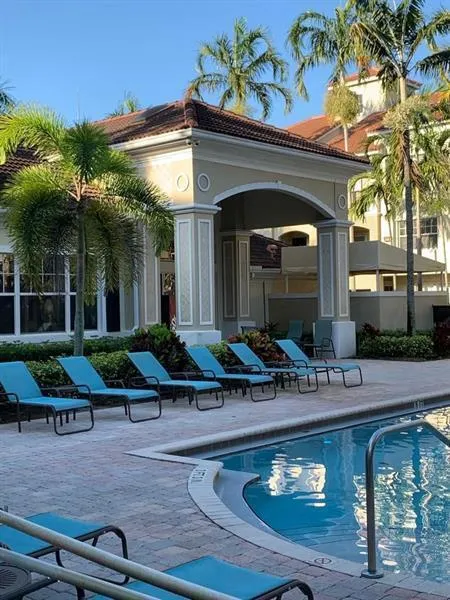 6020 W SAMPLE ROAD #105 Coral Springs, FL 33067
