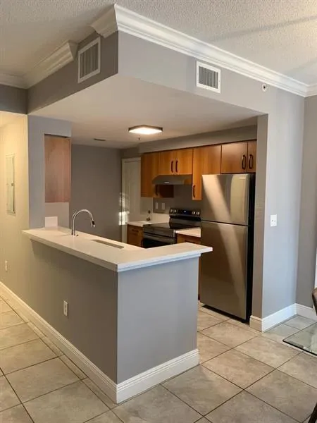 6020 W SAMPLE ROAD #105 Coral Springs, FL 33067