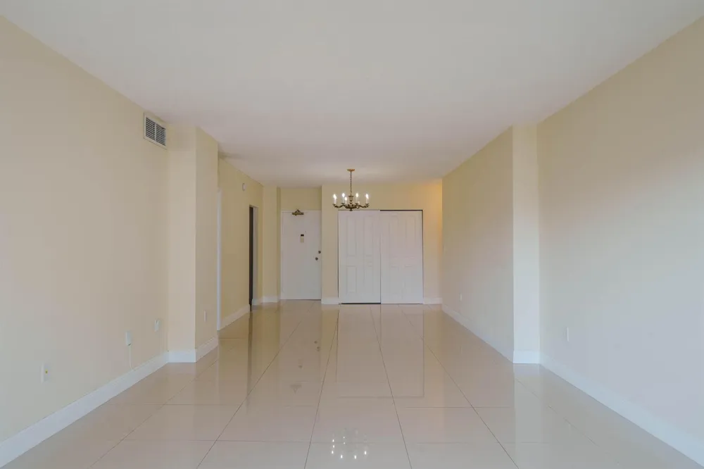 1980 S OCEAN DRIVE #15L Hallandale Beach, FL 33009