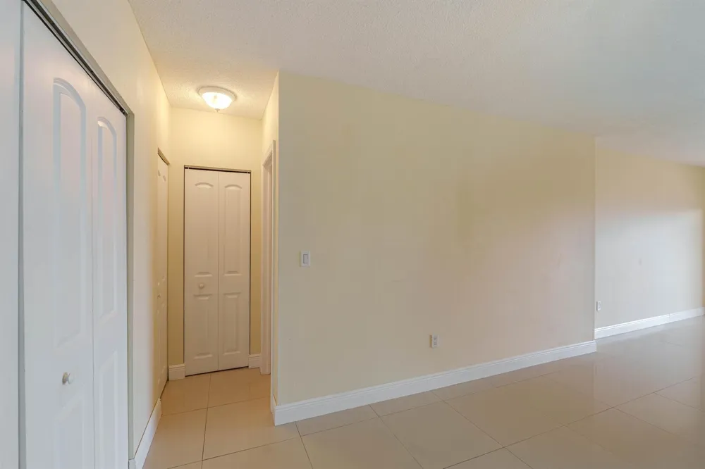 1980 S OCEAN DRIVE #15L Hallandale Beach, FL 33009