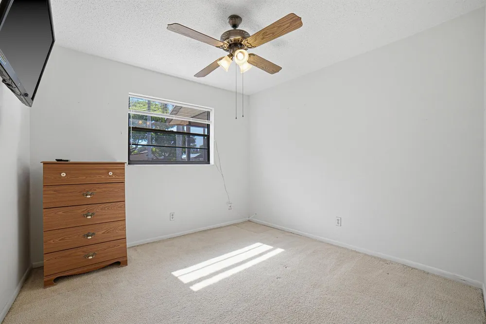 4340 SW 74th Avenue Davie, FL 33314